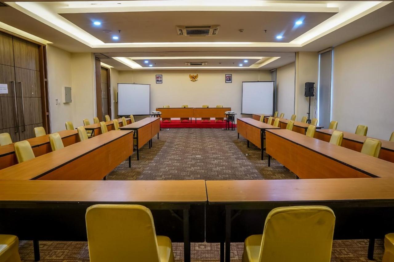 Terraz Tree Hotel Jakarta Eksteriør billede